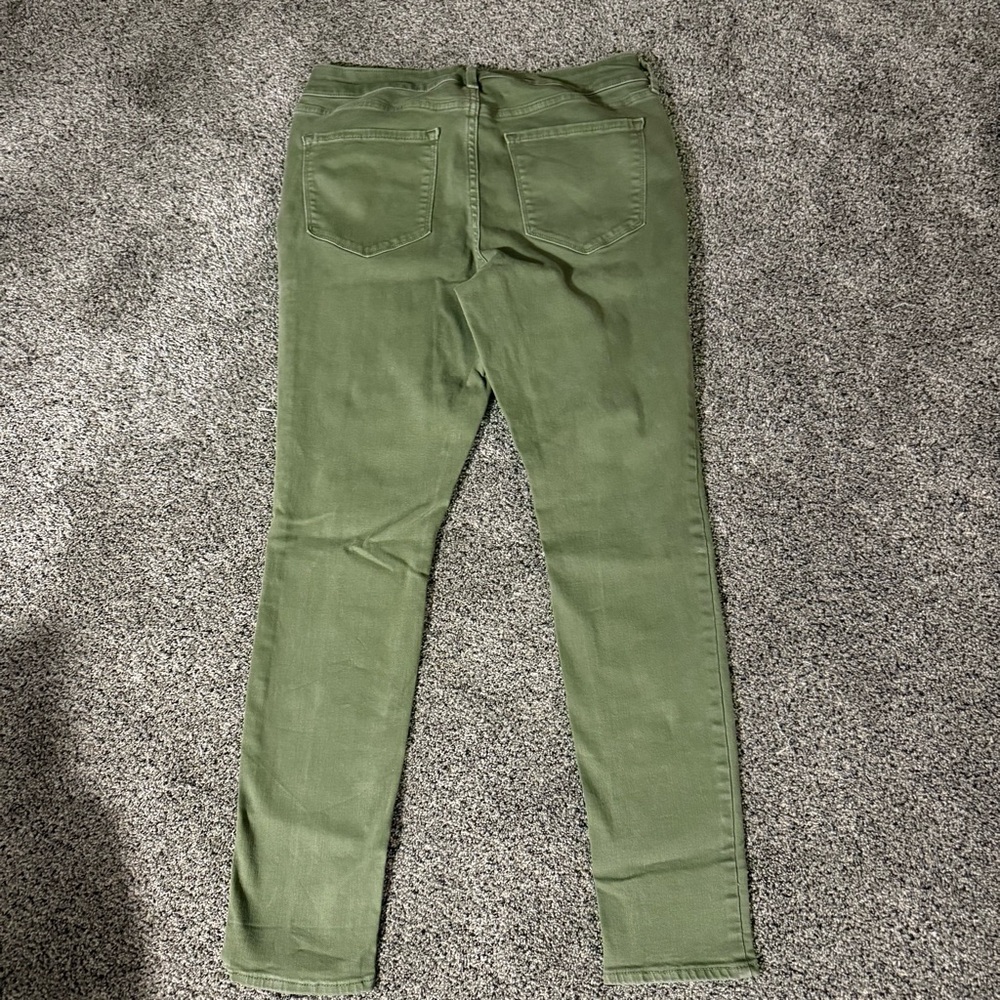 Old Navy Women's Rockstar Skinny Jeans - Picture 3 of 4